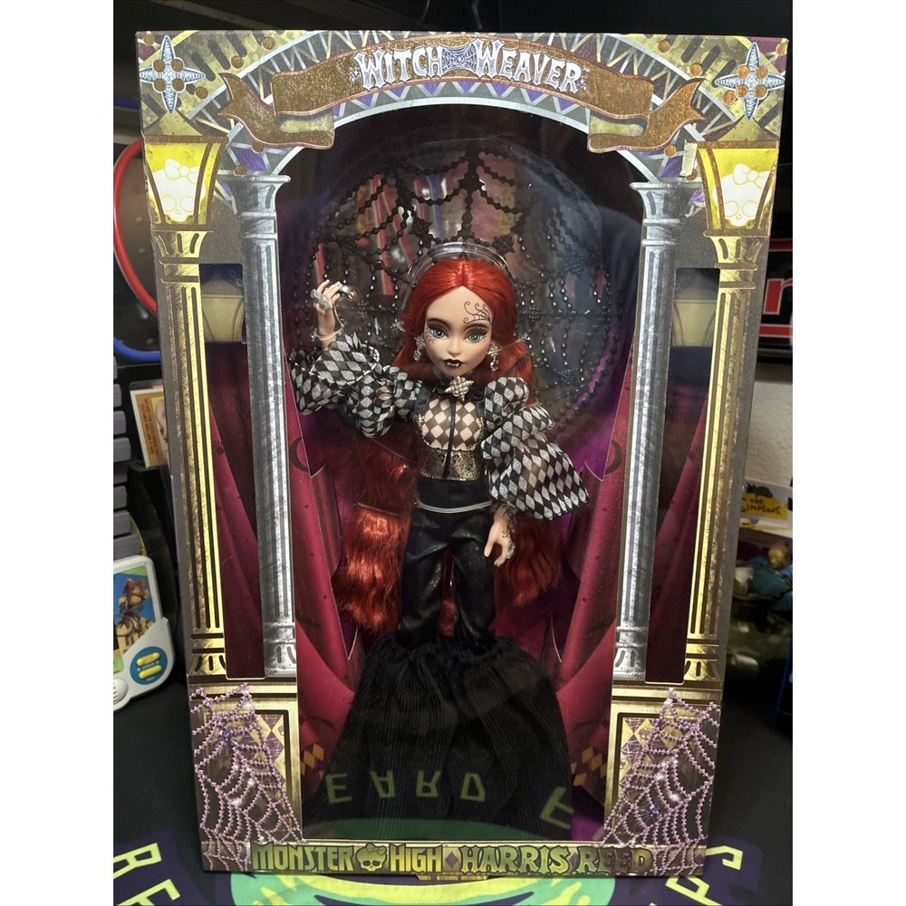 Monster high Witch Weaver Harris Reed Skullector Doll Rare Nice